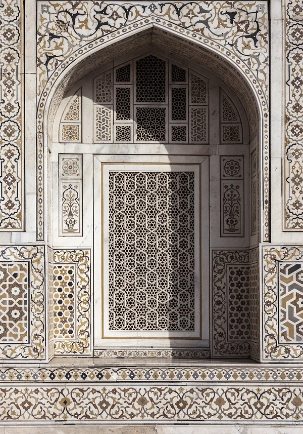 Tajemnicze drzwi na końcu świata